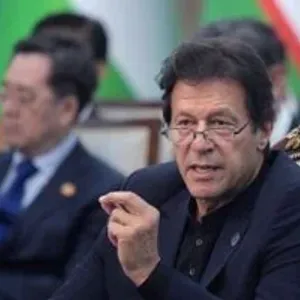محكمة باكستانية تبرئ رئيس الوزراء السابق عمران خان من تهمة تسريب أسرار الدولة