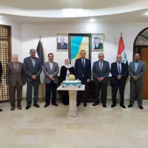 وفد من التيار الديمقراطي العراقي يقوم بزيارة ودية للسفارة الفلسطينية للتعبير عن غضب الشعب العراقي على الجرائم الوحشية