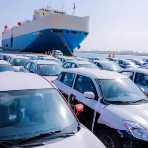 حصري "تعويم الجنيه" يلتهم تخفيضات أسعار السيارات في مصر بعد صفقة "رأس الحكمة"