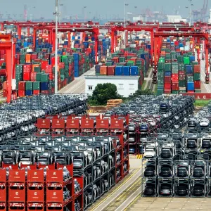 تحذيرات أوروبية من حرب تجارية مع الصين بسبب فرض رسوم جمركية