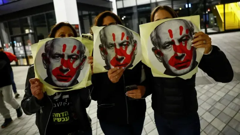 حكومة نتنياهو تبحث السماح بدخول العمال الفلسطينيين إلى إسرائيل