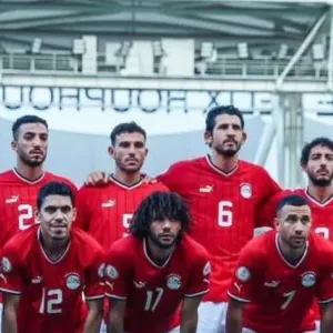 عاجل.. نجم المنتخب يعلن الرحيل عن فريقه بعد 8 سنوات بالدوري الإنجليزي
