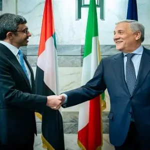 عبدالله بن زايد يلتقي وزير الخارجية الإيطالي في روما