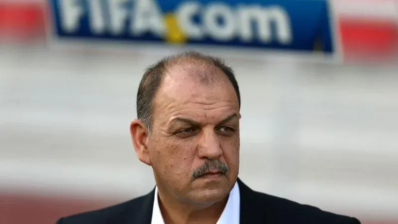 اتحاد كرة القدم: لا مفاوضات مباشرة أو غير مباشرة مع المدرب العراقي عدنان حمد