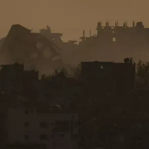 مباشر.
    
		تغطية مستمرة| إسرائيل تواصل قصف القطاع ونسف المباني ونتنياهو يتوعد: "إذا اضطررنا فسنقاتل بأظفارنا"