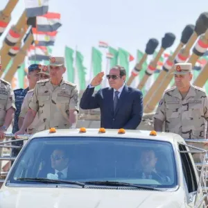 الرئيس المصري يعين رئيسا جديدا لأركان الجيش