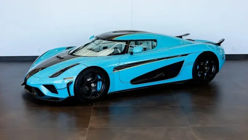 تنتظر من سيقع في حبها... Koenigsegg Regera معروضة للبيع ولا أحد يرغب بها