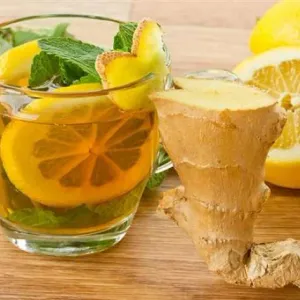 فوائد مذهلة لمشروب الليمون بالزنجبيل.. يمنع الغثيان ويعزز صحة القلب