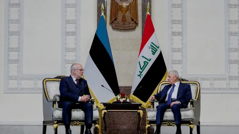 العراق وإستونيا يعتبران قصف أربيل خرقًا للسيادة ويعقدان مباحثات مشتركة