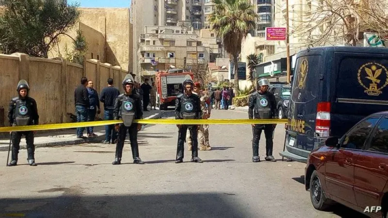 بعد ساعات من كشف الجريمة.. القبض على «سفاح التجمع» في القاهرة
