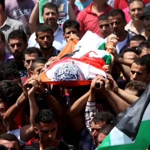 استشهاد فتى فلسطيني وإصابة آخر برصاص الاحتلال بمواجهات في نابلس