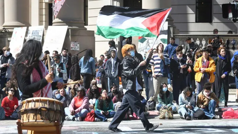 صور| الاحتجاجات المؤيدة للفلسطينيين تجتاح الجامعات الأمريكية