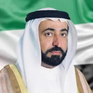 حاكم الشارقة يعزي ملك البحرين بوفاة الشيخ عبدالله بن سلمان