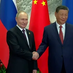 بوتين يصل إلى بكين ويلتقي الرئيس الصيني