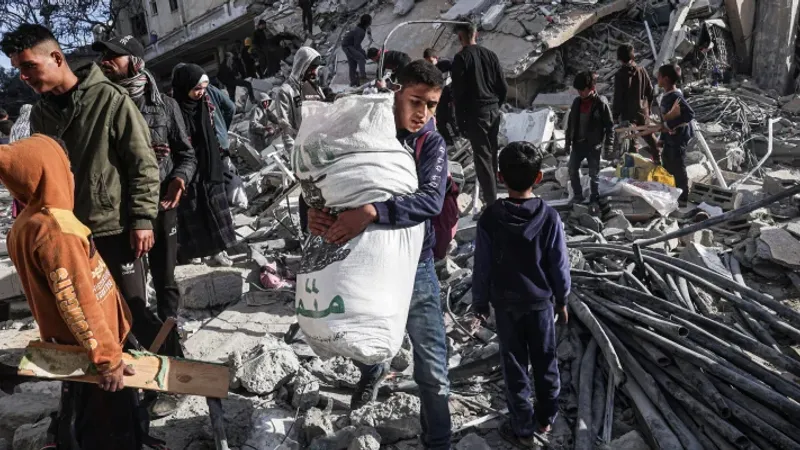 ارتفاع عدد شهداء المجازر في غزة إلى 33482 شهيدا