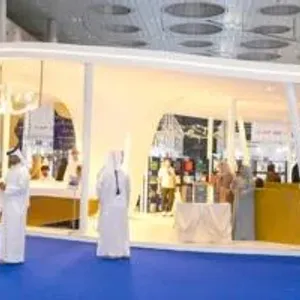 مسؤولون وزوار بمعرض الدوحة الدولي للكتاب يطّلعون على واقع الثقافة والفكر بسلطنة عُمان