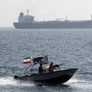بعد احتجازها سفينة تابعة للاحتلال.. هل ستجبر إيران الأمريكيين على التفاوض؟