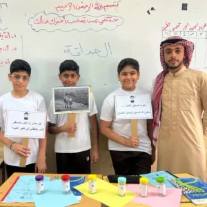 المعلم علي مهدي يطبق مشروع «صندوق القيم» ضمن منهج اللغة العربية