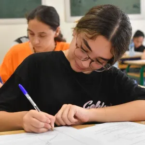 التربية النيابية أوصت بإلغاء الامتحانات الموحّدة للبريفيه