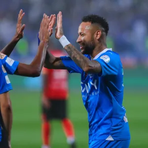 الهلال يعلن تطورات إصابة نيمار ومالكوم