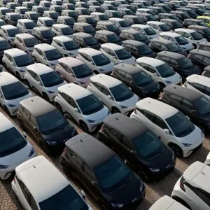 تعليمات جديدة لاستيراد السيارات الكهربائية تصدم السوق الأردني