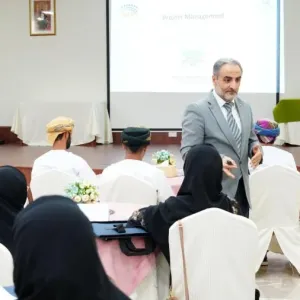 محافظة الداخلية تنظم برنامجًا تدريبيًّا في "إدارة المشاريع الاحترافية"