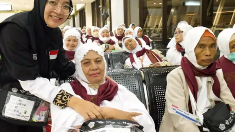 إندونيسية مستفيدة من مبادرة "طريق مكة": الحج صحة وعبادة