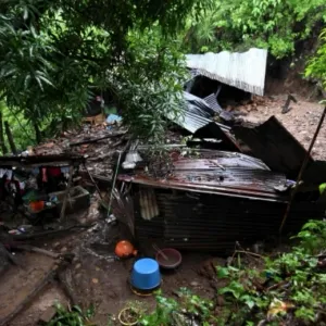 مصرع 13 شخصاً في السلفادور وغواتيمالا جراء الأمطار الغزيرة