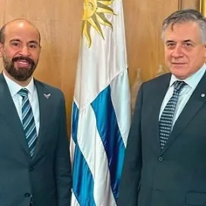 سفير الإمارات يلتقي وزير خارجية الأوروغواي الشرقية