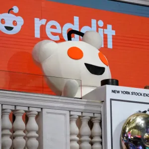 ارتفاع أسهم Reddit بنسبة 11% خلال جلسة الجمعة بعد إعلان شراكة مع OpenAI
