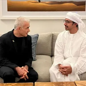 زعيم المعارضة الإسرائيلية يلتقي وزير خارجية الإمارات في أبو ظبي