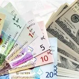 الدولار يرتفع إلى 0،308 دينار واليورو ينخفض إلى 0،328
