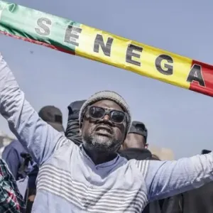 السنغال تتخلى عن الفرنسية وتعتمد العربية لغة رسمية