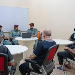 شرطة عجمان تسدد مديونيات 192 نزيلاً في المؤسسة العقابية والإصلاحية