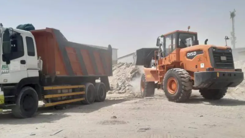 أمانة جازان ترفع 2970 مترًا مكعبًا من مخلّفات البناء بمحافظة أبو عريش