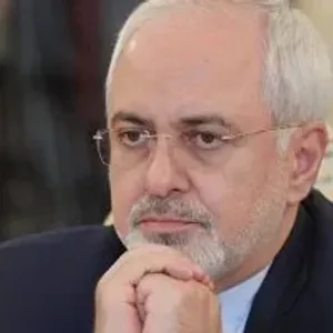 وزير خارجية إيران السابق: العقوبات الأمريكية مسئولة عن تحطم مروحية إبراهيم رئيسى