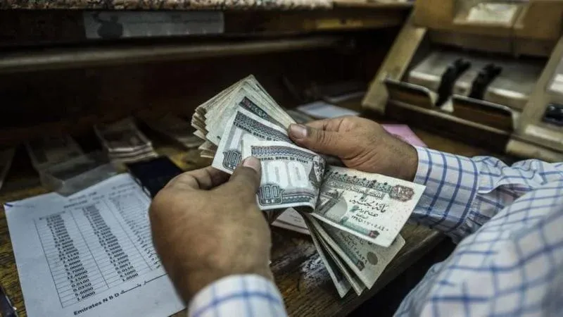الكشف عن أكبر قضية احتيال على بنوك في مصر