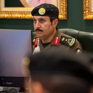 مدير الأمن العام يبحث استعدادات قوات أمن الحج