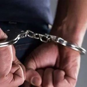 拘留涉嫌参与迪亚拉省' سرقة القرن'