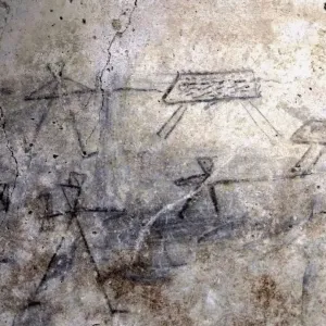 فيديو. رسمها أطفال.. اكتشاف جداريات أثرية مذهلة في مدينة بومبي الإيطالية