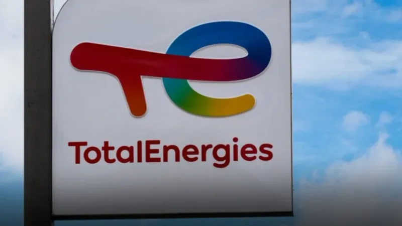 الشركة العمانية للغاز توقع اتفاقًا مع توتال إنرجيز الفرنسية لتصدير 800 ألف طن سنويًا من الغاز الطبيعي المسال على مدى 10 سنوات بداية من 2025 #فوربس للم...