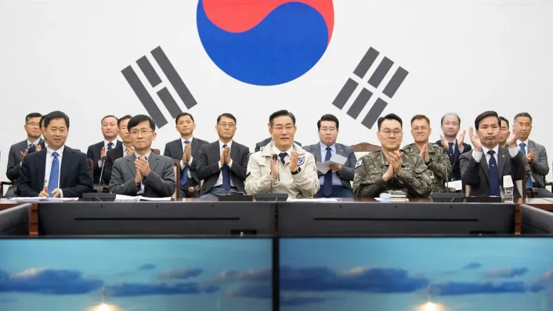 وسط سباق مع الشمال... كوريا الجنوبية تُطلق قمرها الاصطناعي الثاني للتجسّس (فيديو)