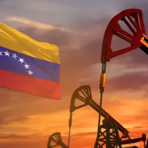فنزويلا تعجل باستخدام العملات المشفرة في صادراتها النفطية