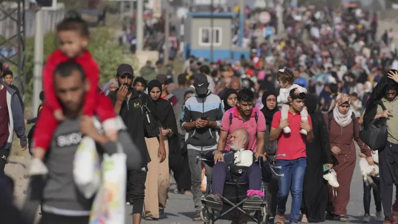 تقرير: مبادرات وحملات تضامن بغزة لمساعدة نازحي رفح