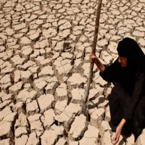 التغير المناخي يتسبب بنزوح 100 ألف عراقي من مناطقهم