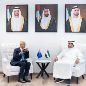 «الإمارات للتعليم» تبحث التعاون مع أستراليا