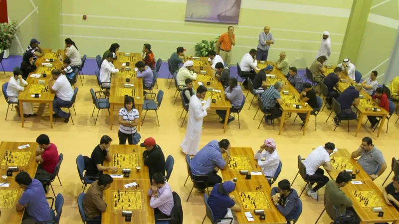 200 لاعب في «دولية دبي للشطرنج»