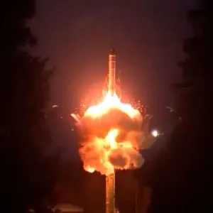 حصريا لـCNN.. مصادر تكشف طبيعة "سلاح اللحظة الأخيرة" الذي تطوره روسيا لتدمير الأقمار الصناعية