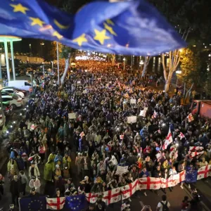 آلاف تظاهروا في جورجيا ضد قانون «التأثير الأجنبي»