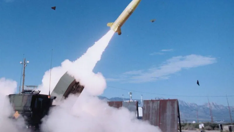 كوريا الشمالية تدين إرسال واشنطن صواريخ بعيدة المدى إلى أوكرانيا